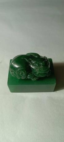 貔貅独龙玉印冰绿飘豆花手把印