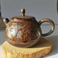 陶瓷工艺美术师 王德宝茶壶作品《柴烧鲁陶原矿陶壶》