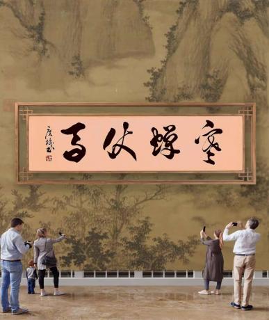 寒蝉仗马