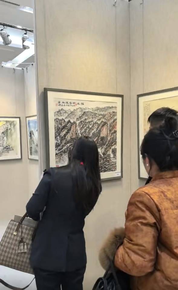 点击缩小
