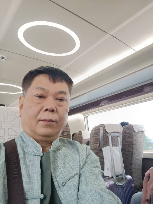 点击缩小