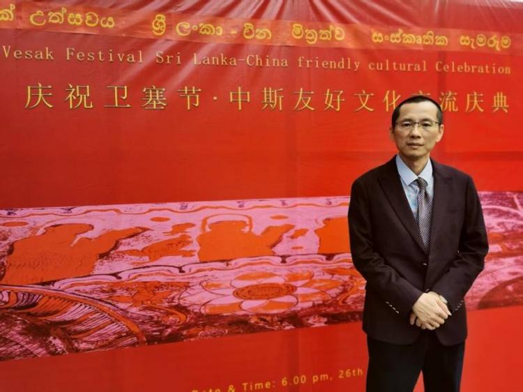 点击缩小