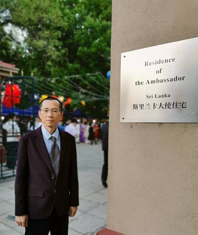 点击缩小