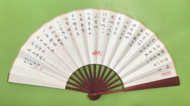 点击缩小