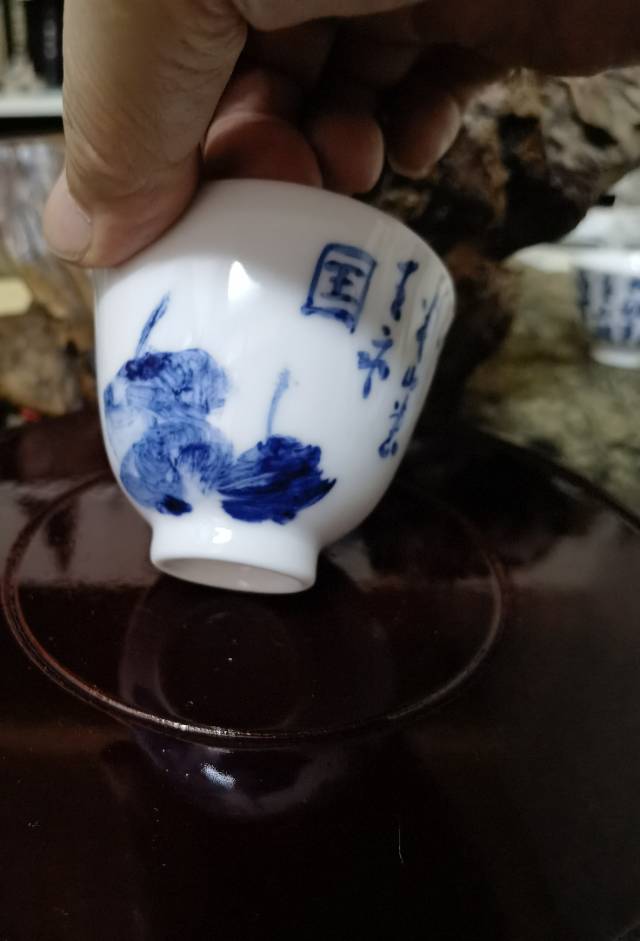点击缩小